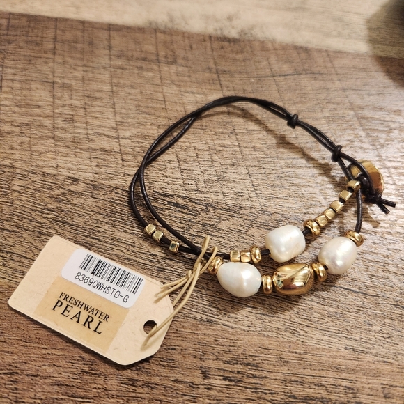 Gold and Brown Bracelet - Picture 1 of 3